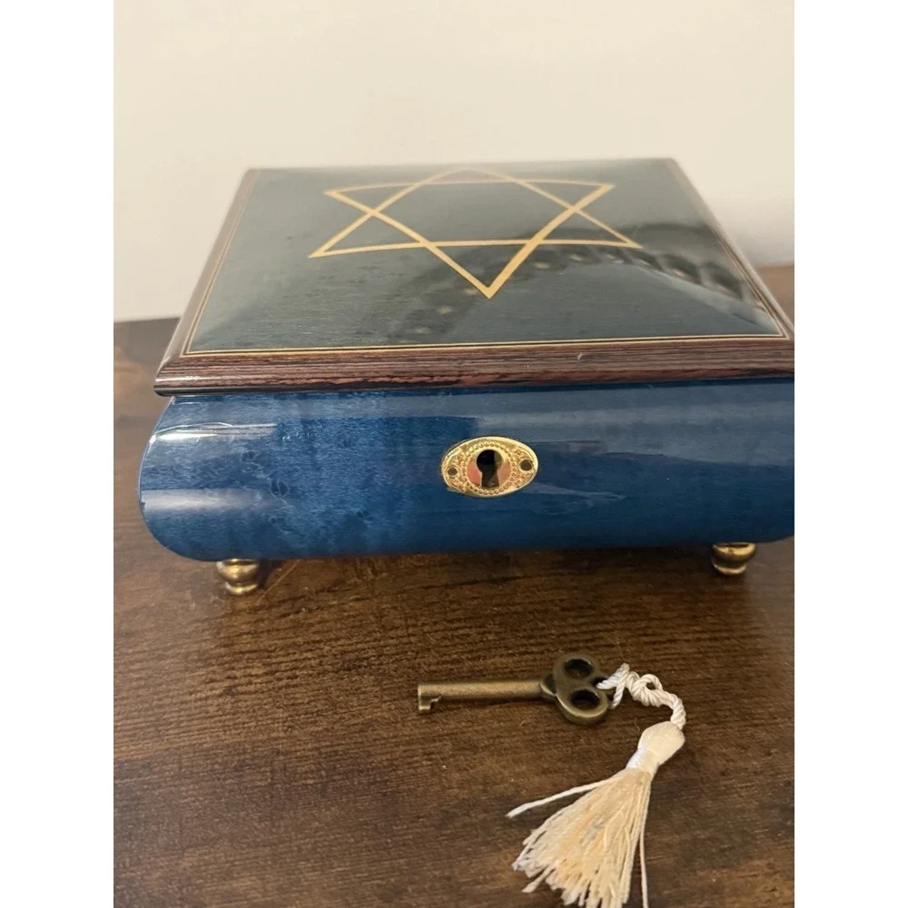 Vintage Star of David Musical Jewelry Box Key Reuge Lever Blue Wood Locking